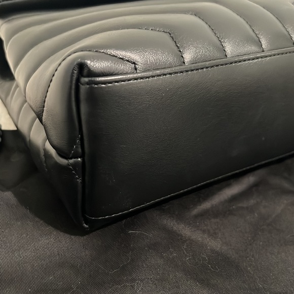 YSL Small LouLou - Picture 5 of 10